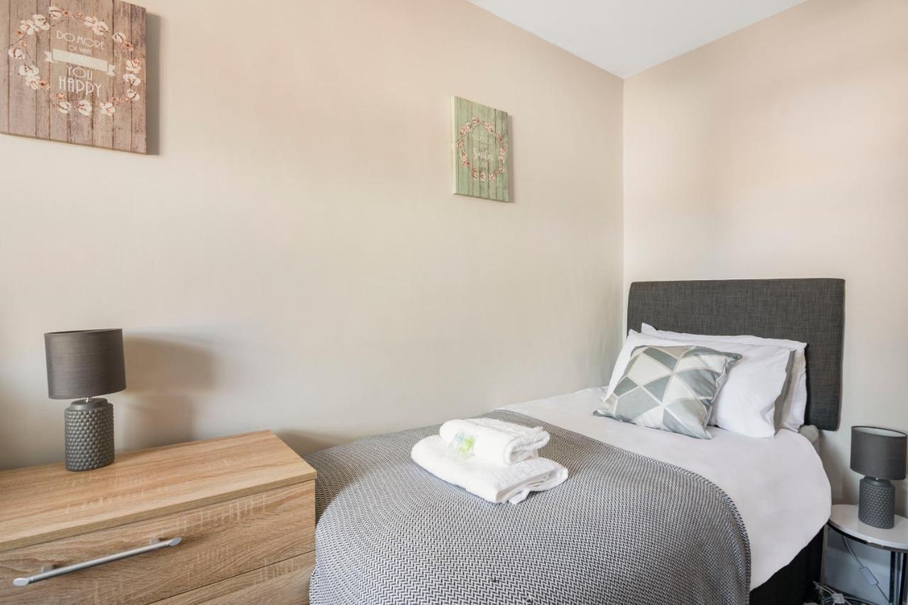 Spacious 3 Bed House, Netflix, Garden, Parking Southampton Luaran gambar